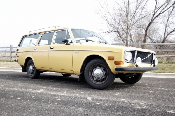 1972 Volvo 145