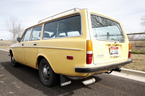 Volvo 145 rear