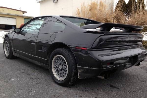 Pontiac Fiero GT