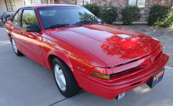1993 Pontiac Sunbird: First Car Material